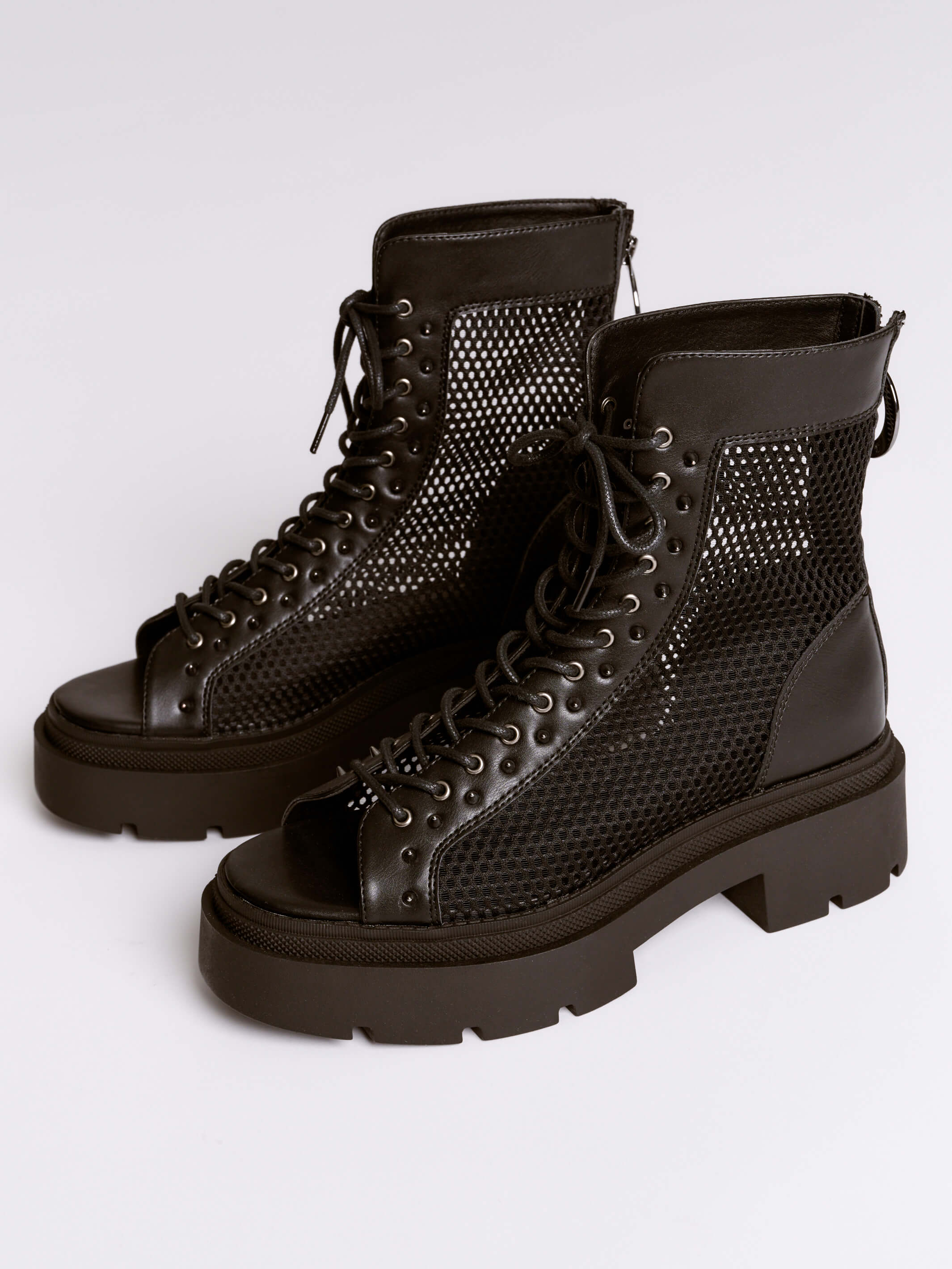 Fishnet Spring Boot