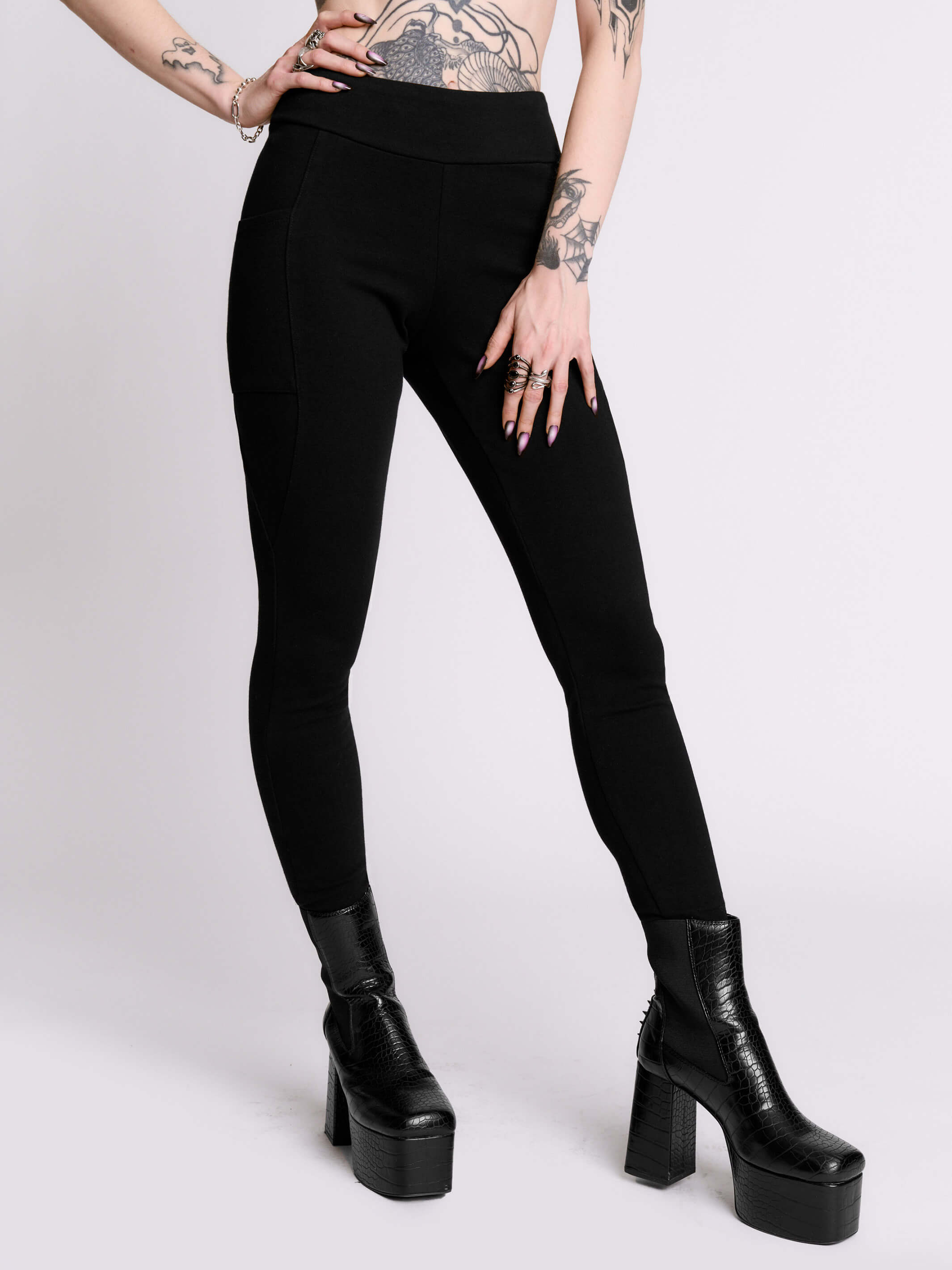 Obelisk Legging