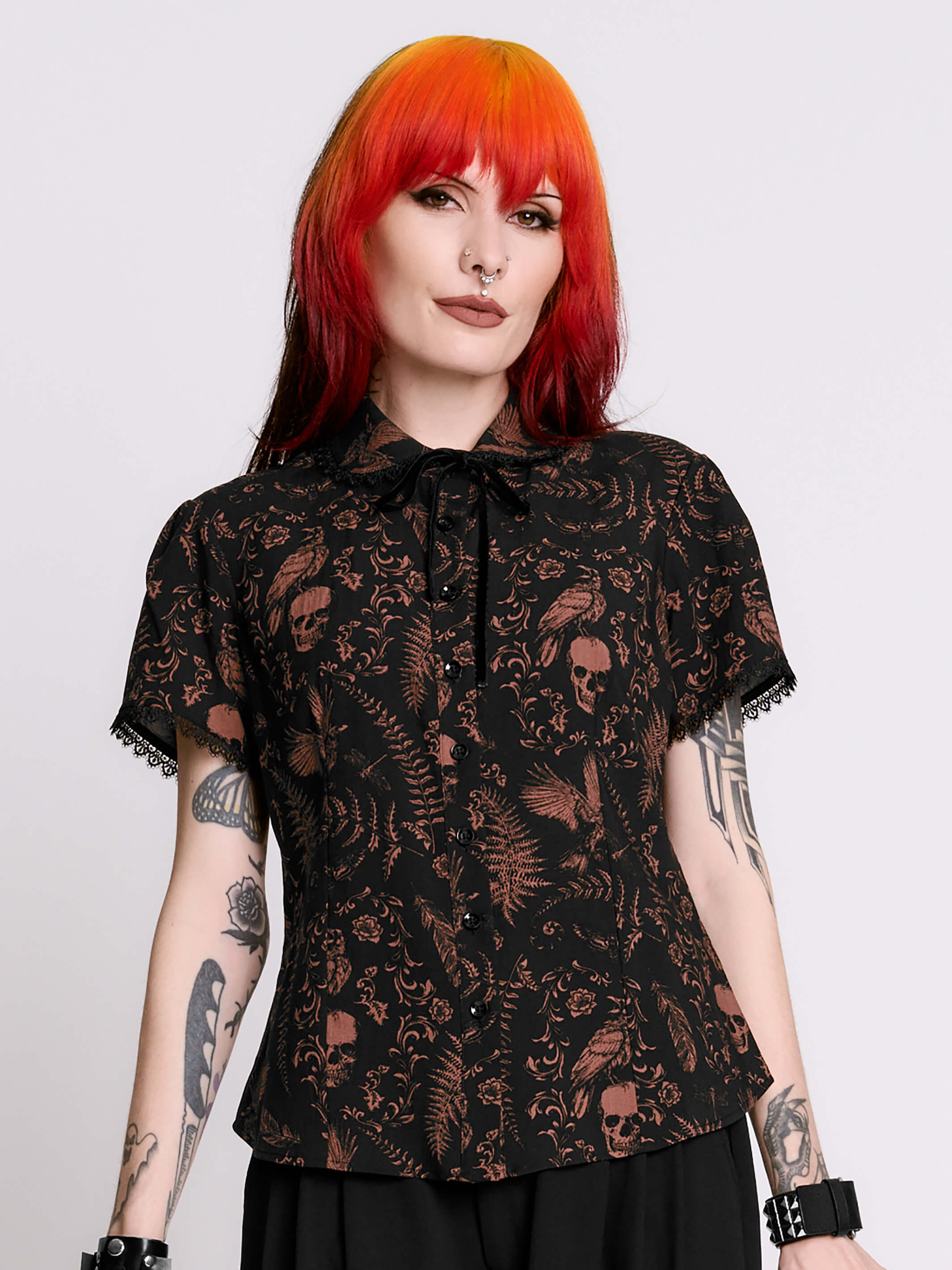 ANTIQUE SKULL BLOUSE