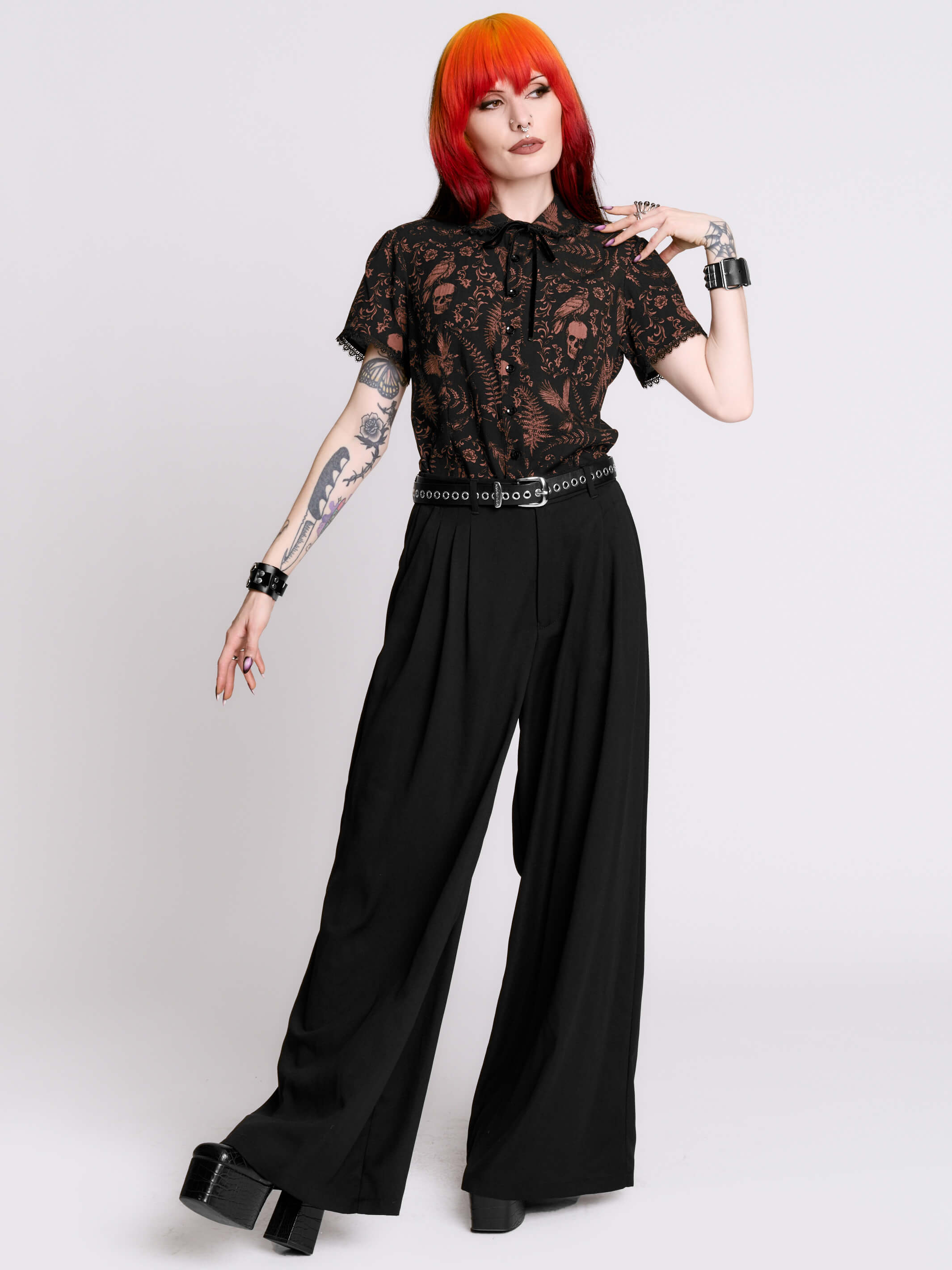 ANTIQUE SKULL BLOUSE