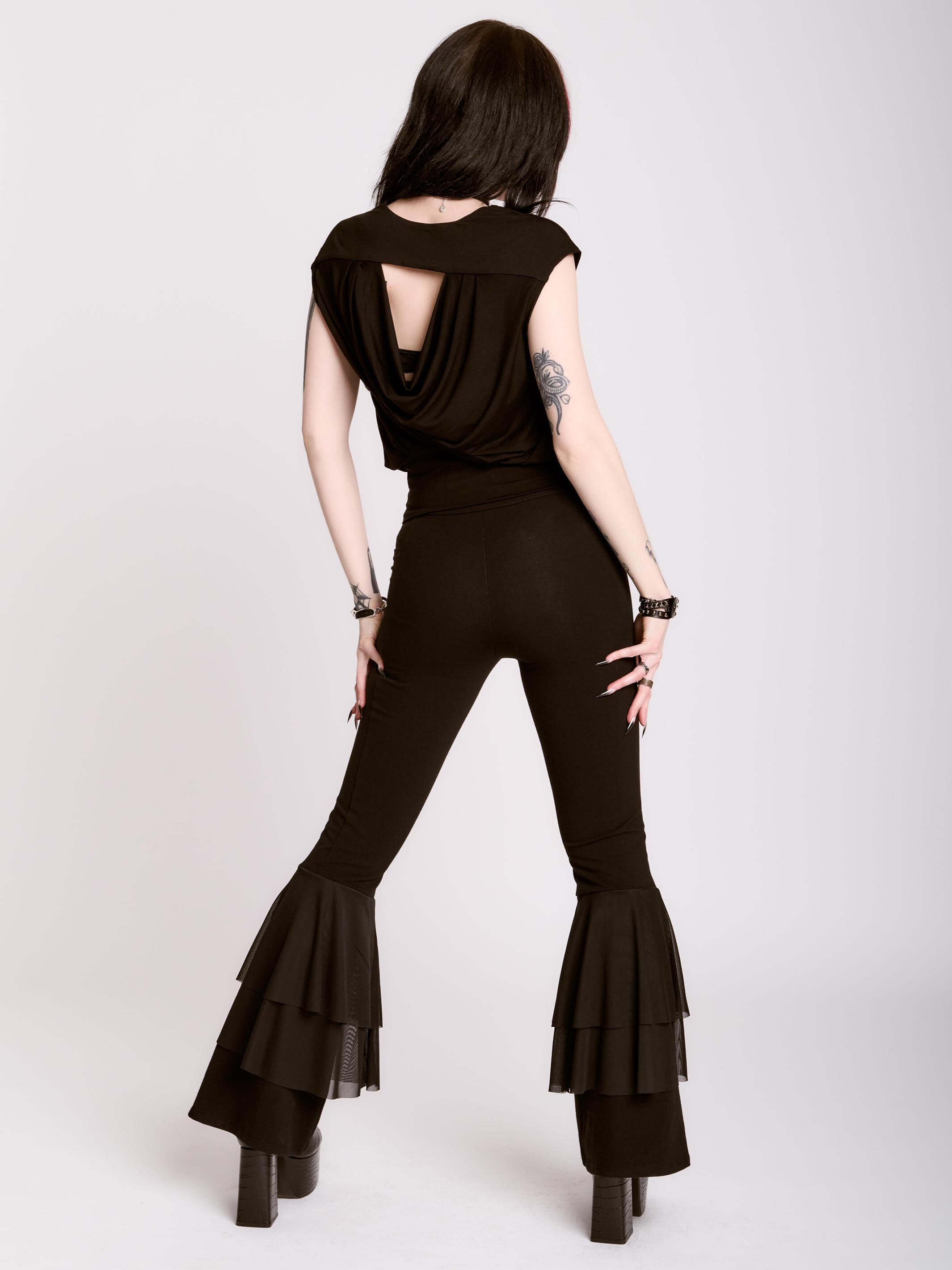 FLARED RUFFLE LEGGINGS