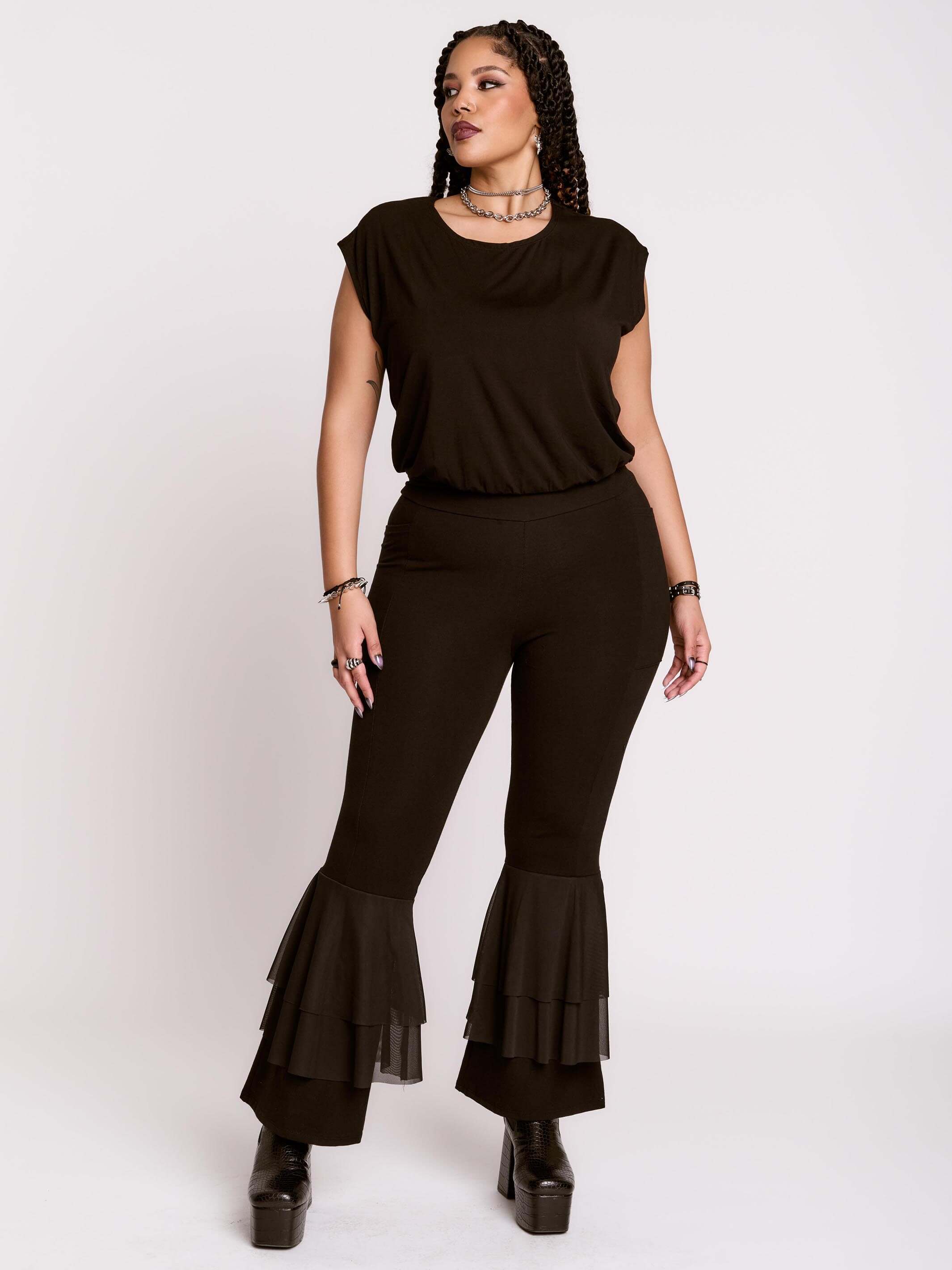 FLARED RUFFLE LEGGINGS