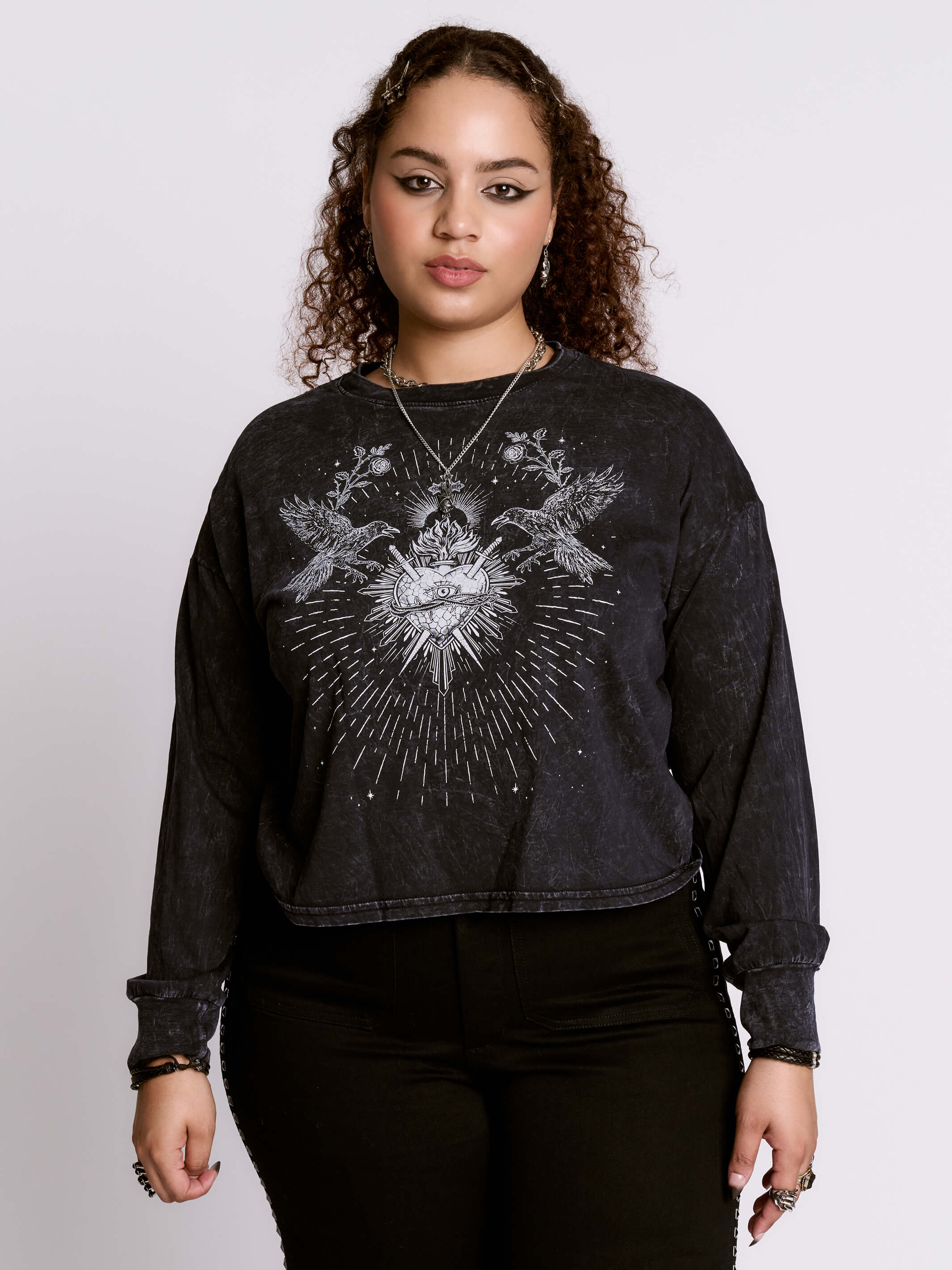 SACRED HEART CROPPED TOP MINERAL WASH